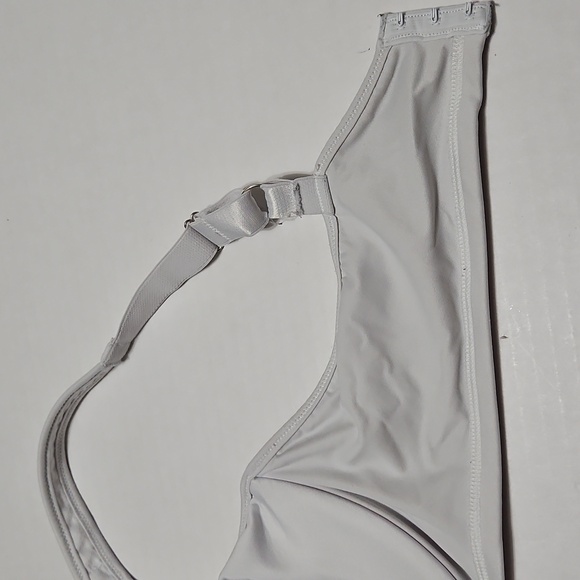 Bali Elegant Light Gray Underwire Lined Bra Size 42D - Picture 7 of 8